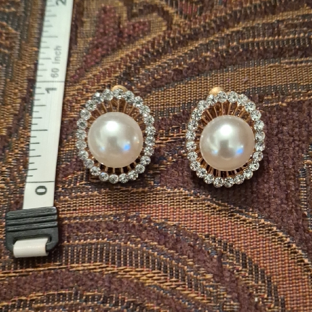 Elegant Gold and Silver Pearl Earrings